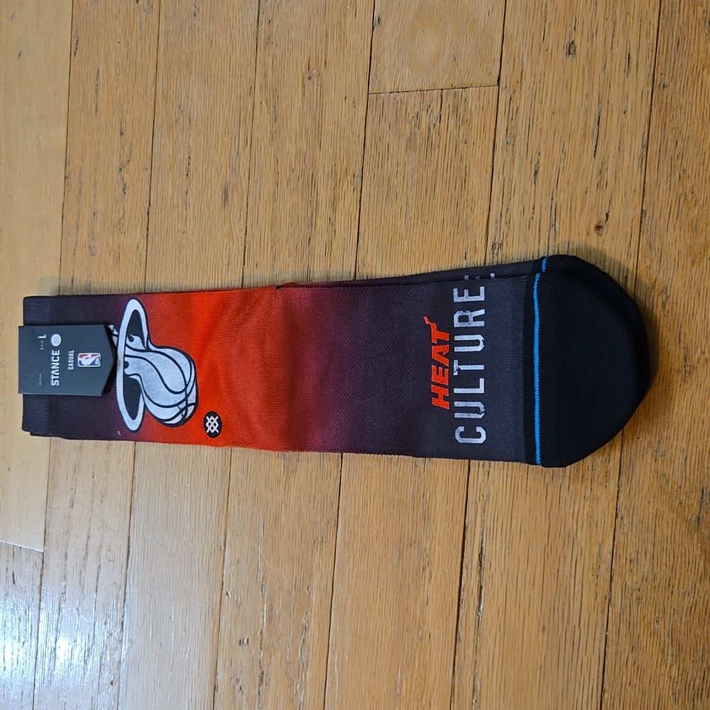 NWT Unisex Stance Miami Heat 2023 / 24 City Edition Crew Socks Size L